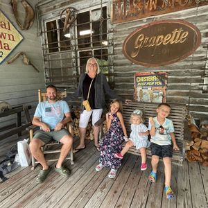 Meet your Posher, Karen